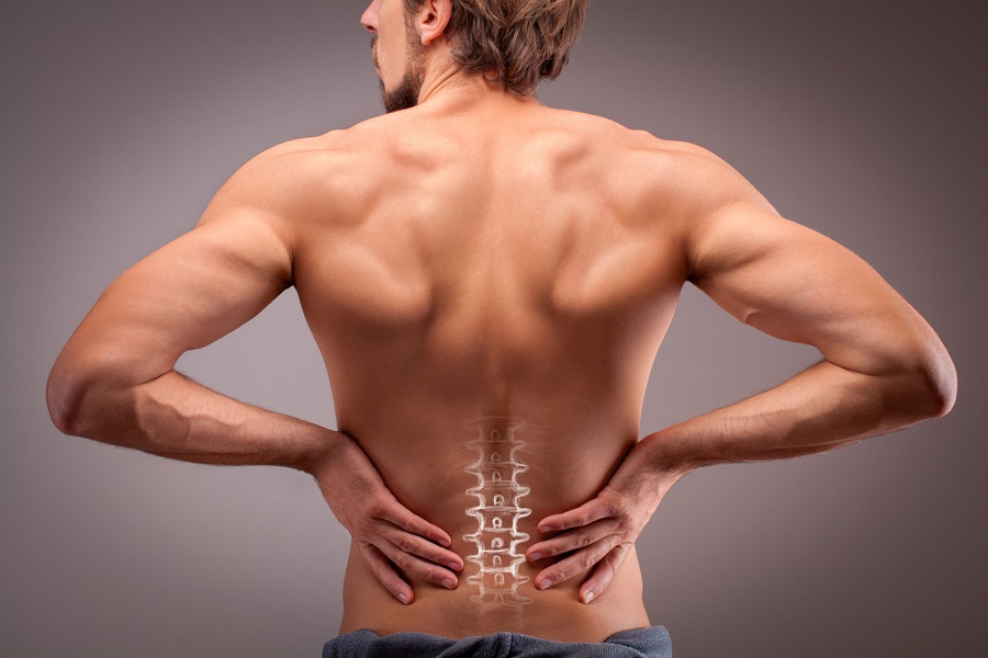 Bệnh lý thường gặp ở người lớn tuổi như thoái hóa, loãng xương..có thể dẫn đến đau lưng
