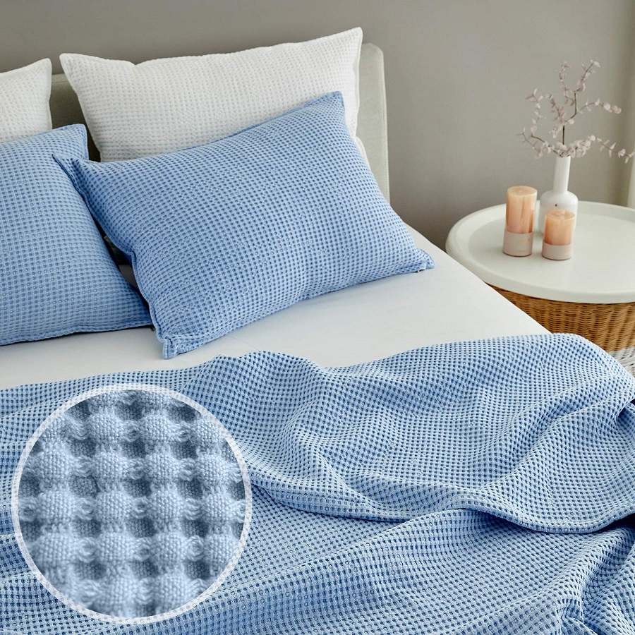 Đặc tính nổi bật của vải Modal là khả năng kháng khuẩn khá cao, dễ vệ sinh và mang tới màu sắc rất trang nhã cho không gian phòng ngủ.